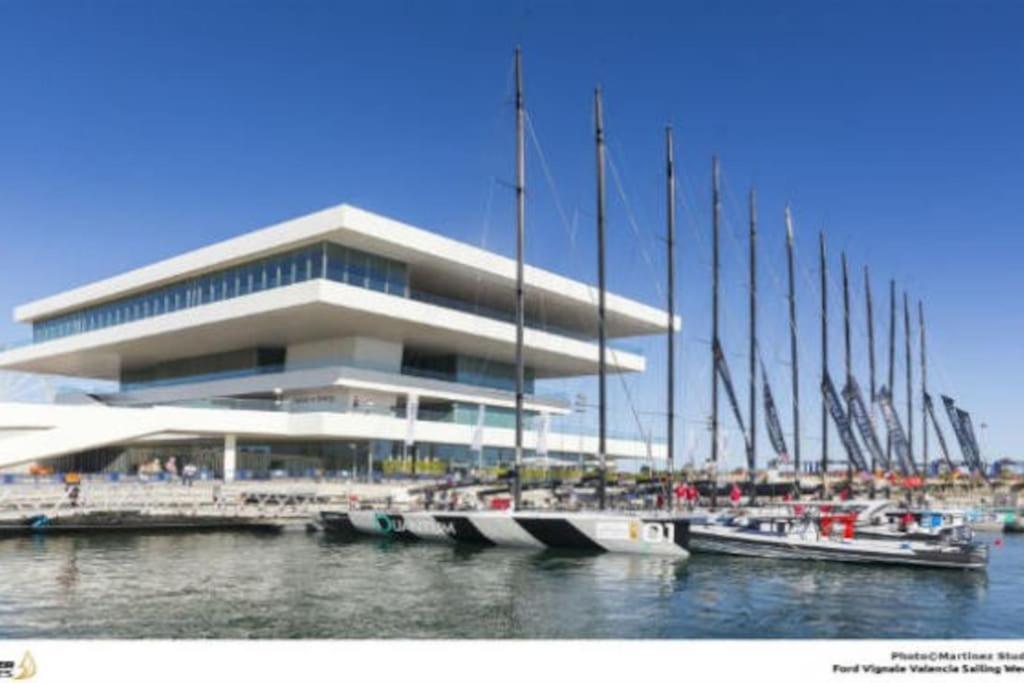 120 Sqm Loft-Style Apartment Beach Royal Marina Valencia Exterior foto